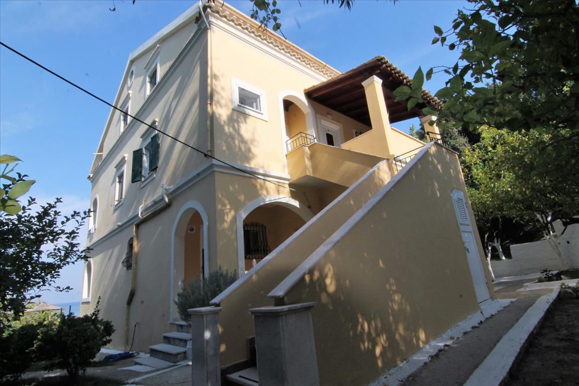 Продажа - Гостиница 175 m² на о. Корфу