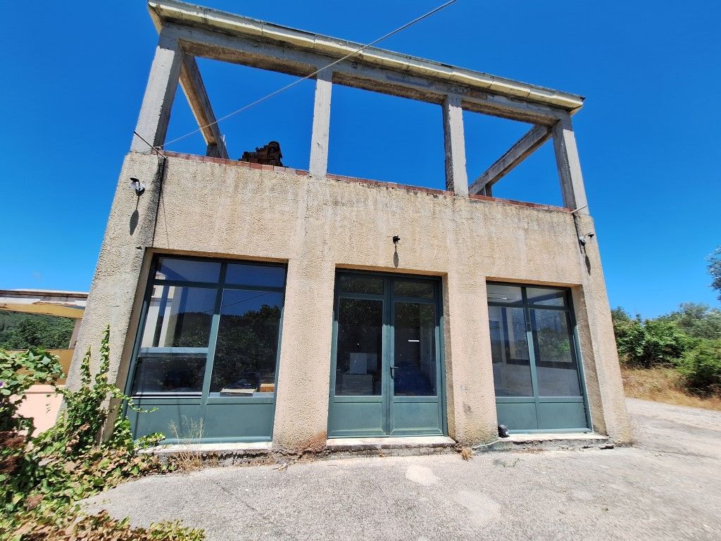 Продажа - Коммерческое помещение 530 m² на о. Корфу