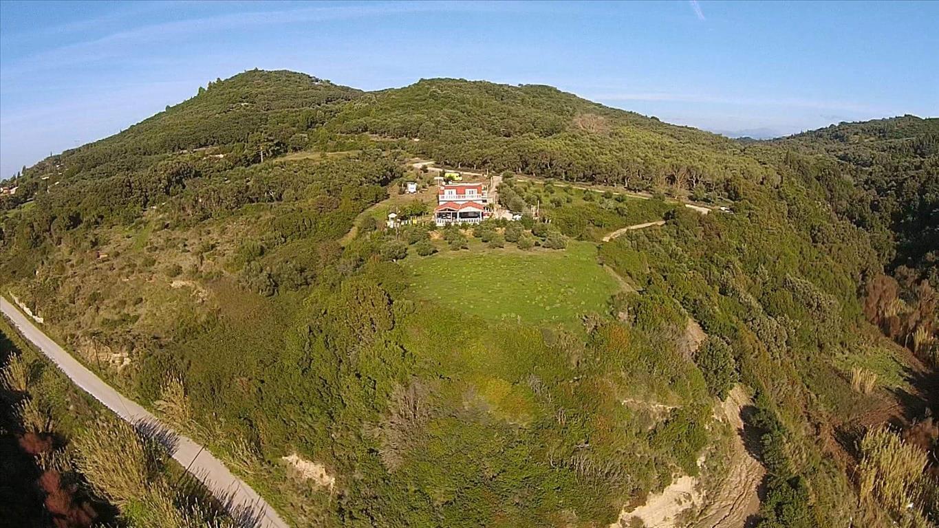 Продажа - Земельный участок 6711 m² на о. Корфу