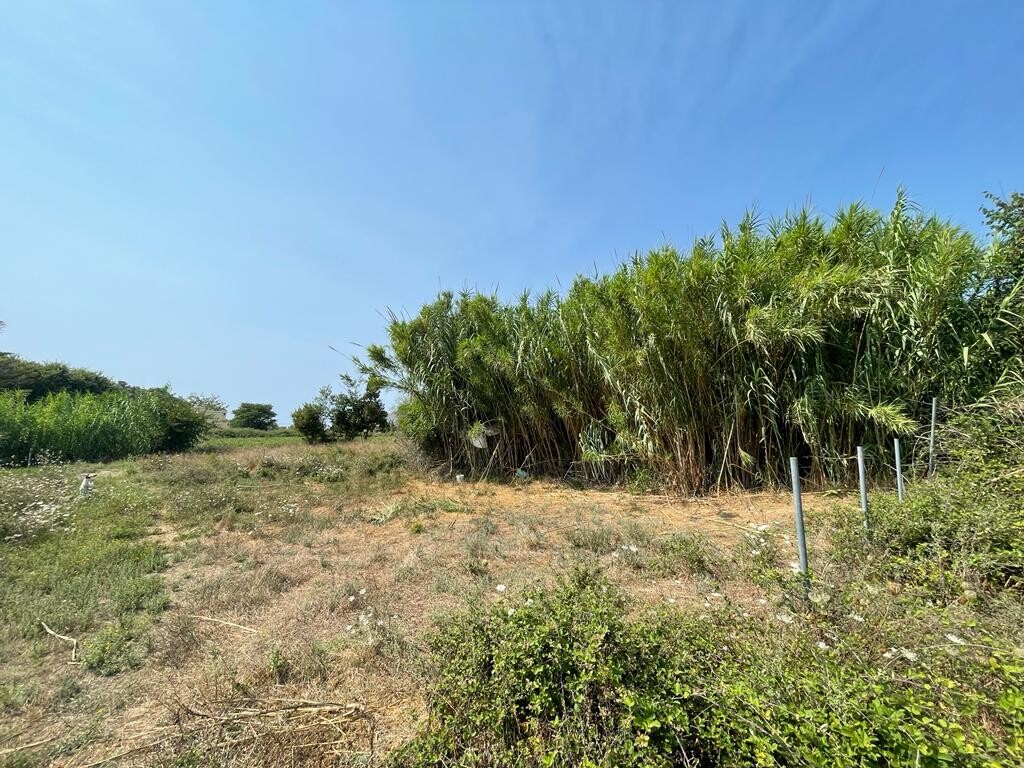 Продажа - Земельный участок 643 m² на о. Корфу