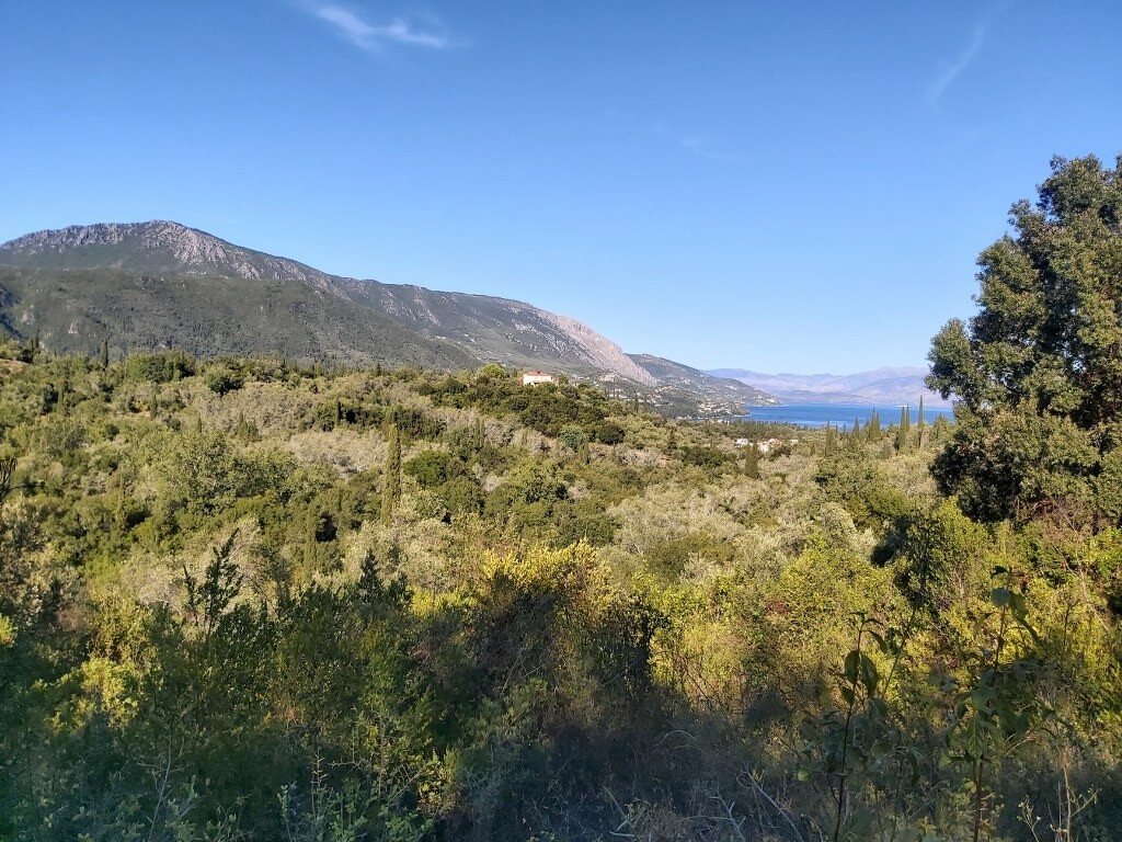 Продажа - Земельный участок 8250 m² на о. Корфу
