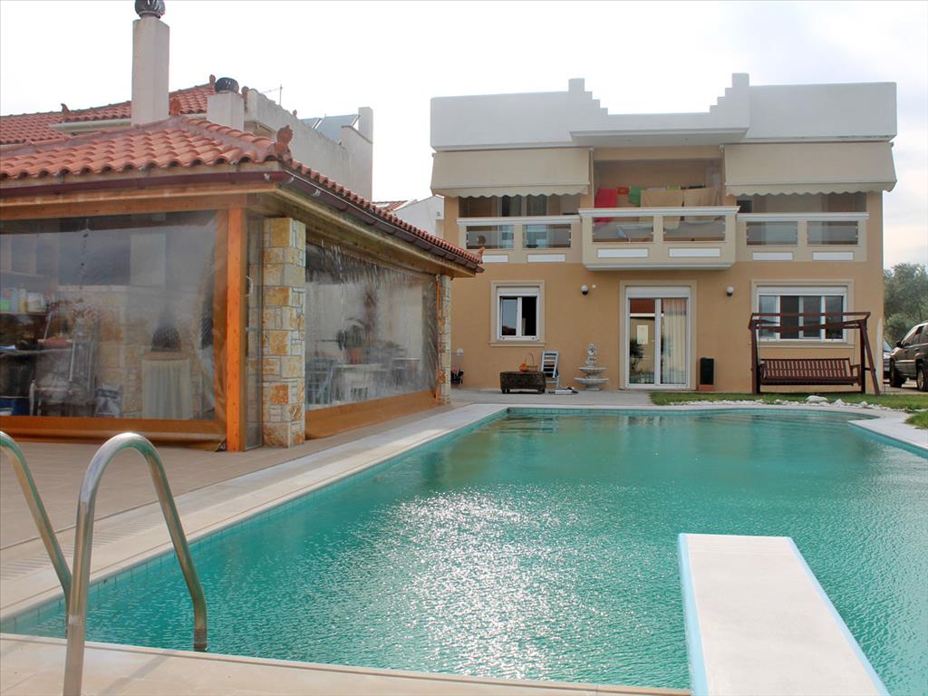 Продажа - Коттедж 390 m² Эвия